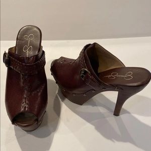 Jessica Simpson Pumps